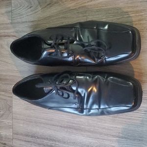 Kenneth Cole Reaction Mens Leather Derby dress shoes 10